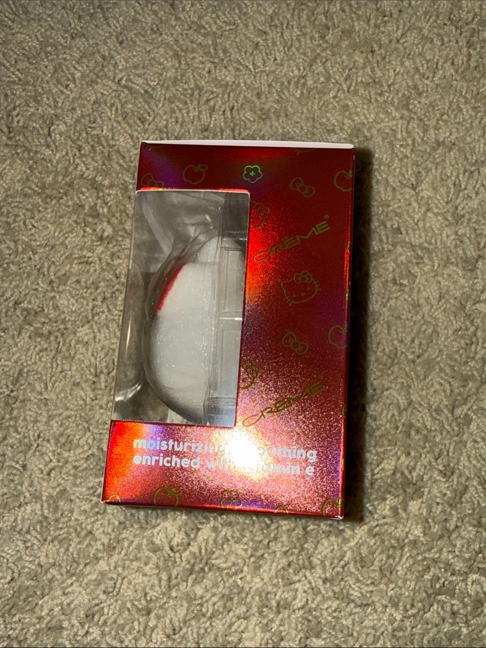 The Crème Shop x Hello Kitty Apple Blossom White & Pink Bath Bomb - Picture 6 of 7